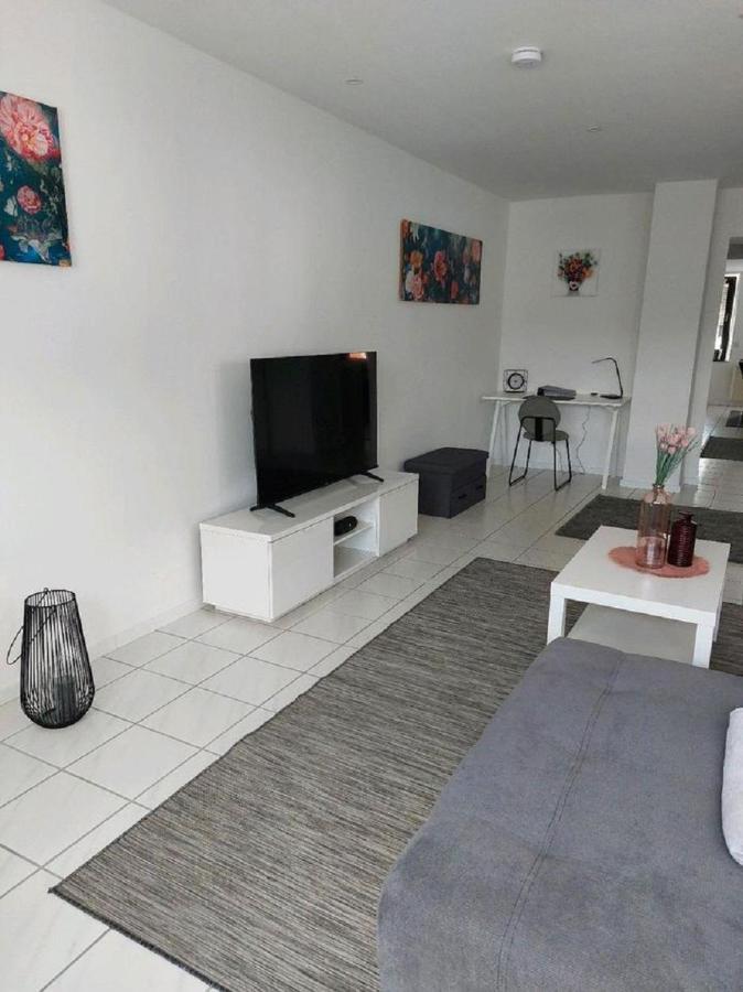 Ferienwohnung Uljana Schweich Exterior foto