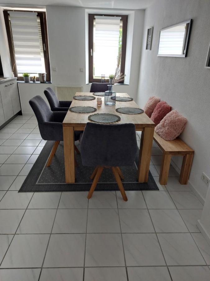 Ferienwohnung Uljana Schweich Exterior foto
