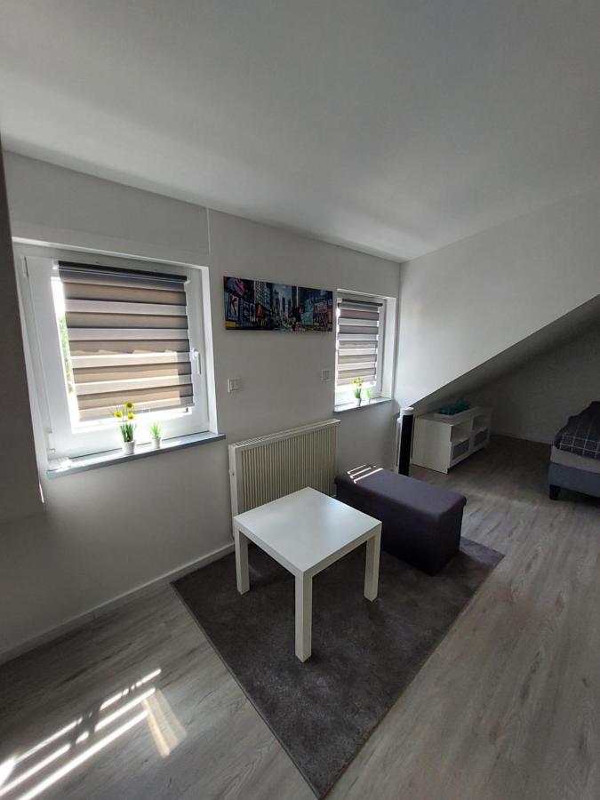 Ferienwohnung Uljana Schweich Exterior foto